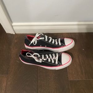 Women's Black Converse Size 9